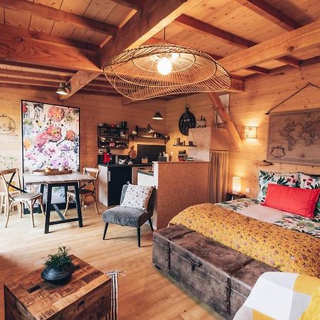La Cabane Du Bon Chemin ,Spa Laval  Ngoại thất bức ảnh